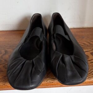 Paul Green Black Leather Pleated Toe Ballet Flats US 9.5 Flaw: Small Tear